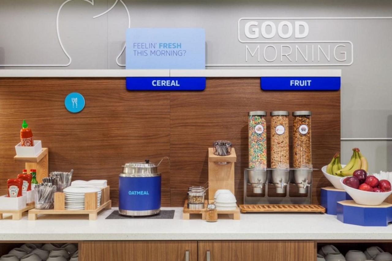 Holiday Inn Express - Cabot By Ihg Luaran gambar